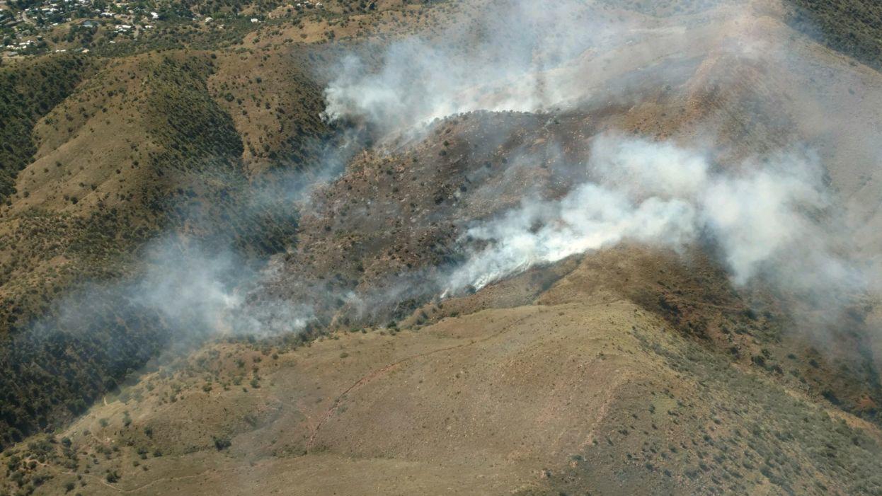 Firefighters halt wildfire's progress a quarter-mile from Bisbee structures